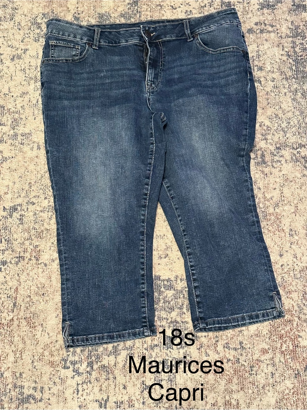 Maurices Women’s Blue Denim Capri Jeans Size 18